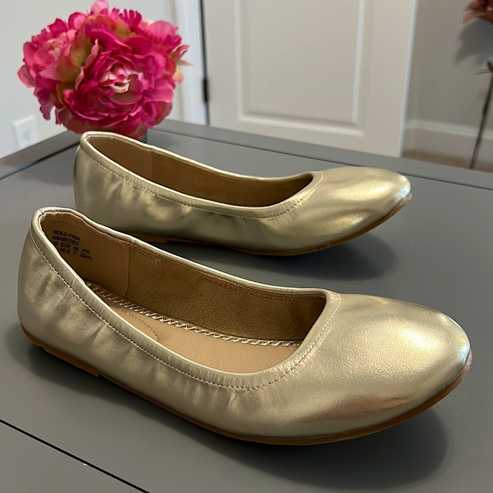 Dream Pairs Gold Metallic Round Toe Cushioned Ballet Flat Wedding Shoes
